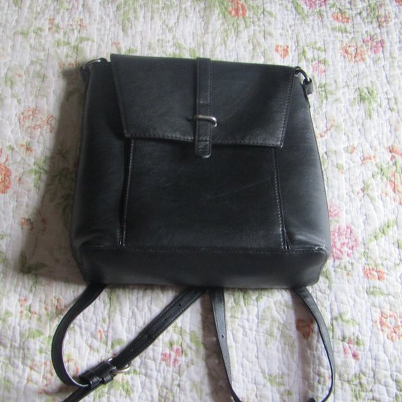 Universal Threads Faux-Leather Backpack Purse - Picture 10 of 10